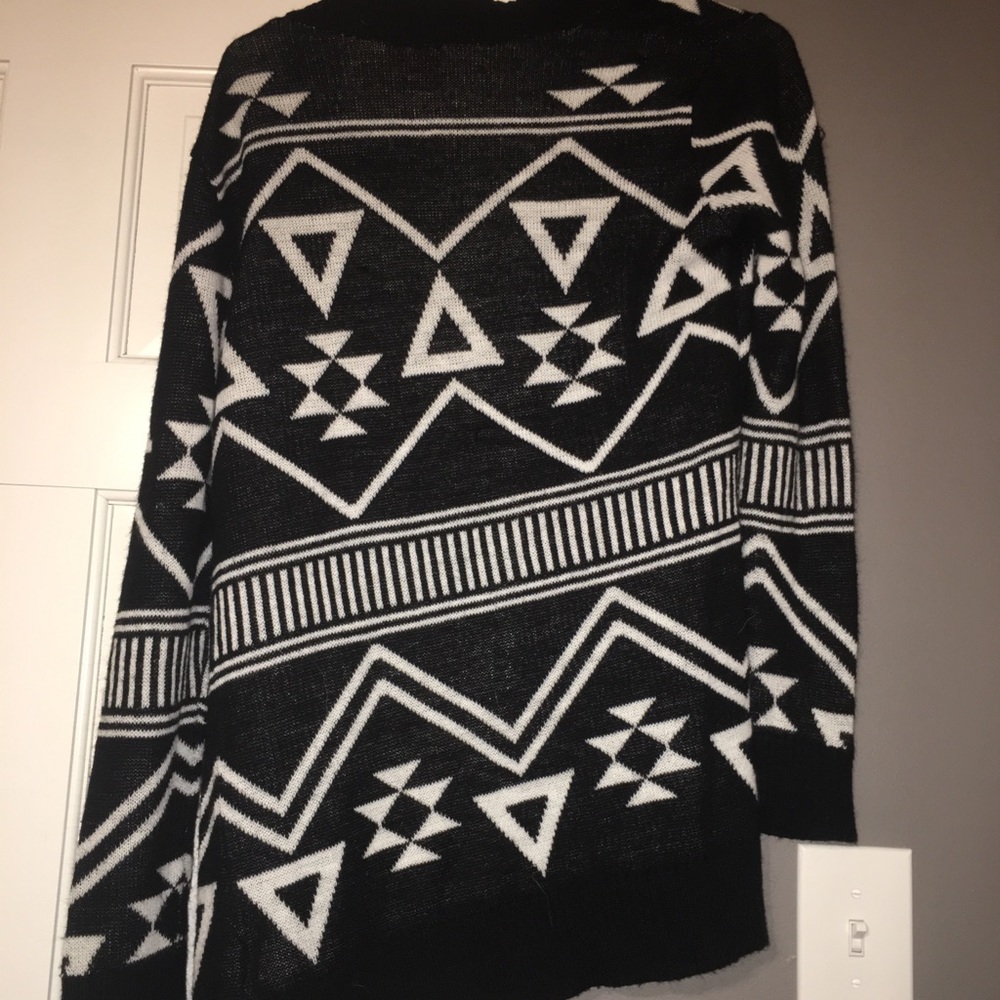 Cardigan - Picture 3 of 3